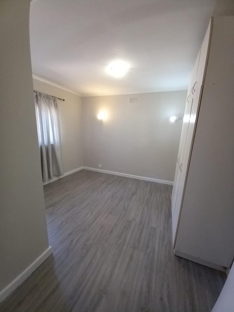 To Let 5 Bedroom Property for Rent in Rondebosch Western Cape